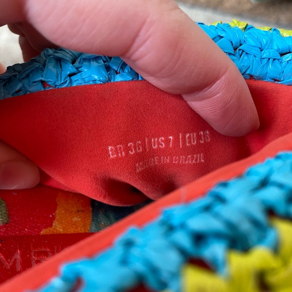 FARM Rio NWT Multicolor Toucans Puffy Flip Flops Crochet Sandals Women’s Sz US 7 - Picture 10 of 10